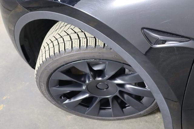 Used 2023 Tesla Model Y Long Range image 45