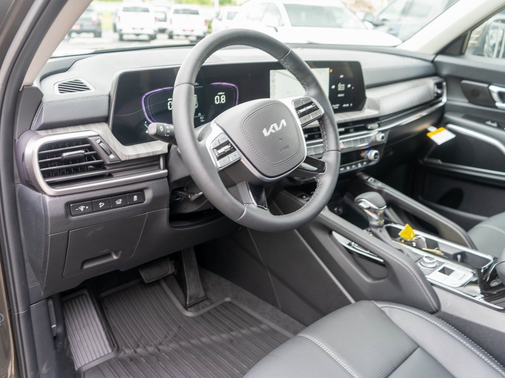 New 2025 Kia Telluride EX image 16