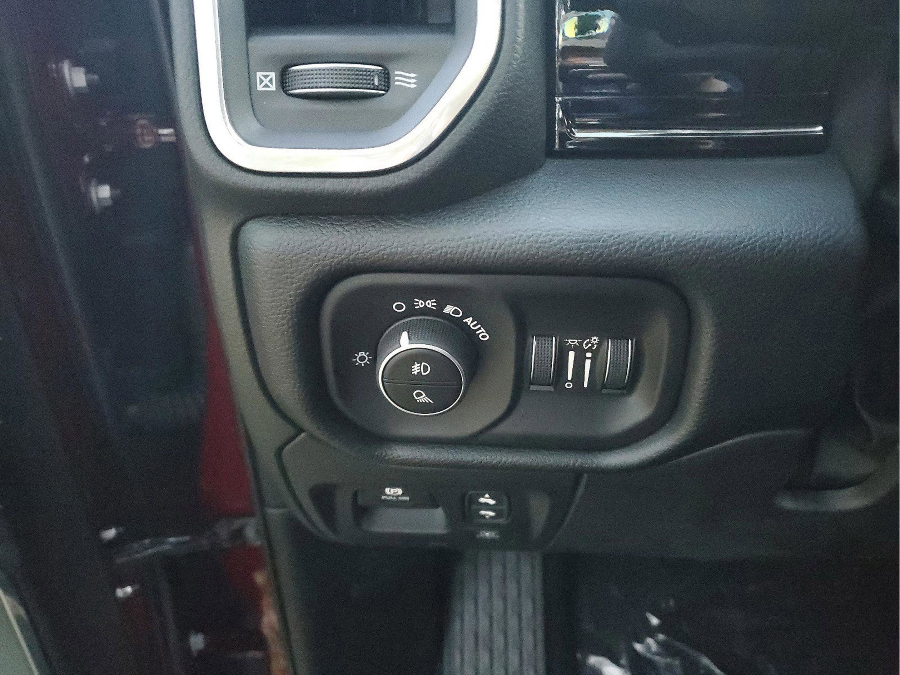 New 2026 RAM 1500 Laramie image 25