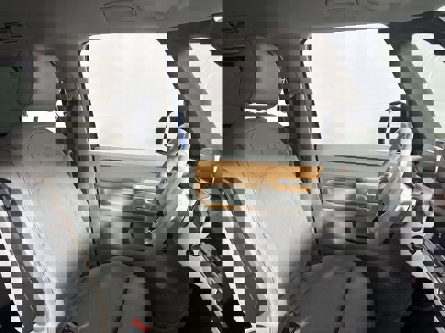 New 2025 Volkswagen ID. Buzz 1st Edition image 13