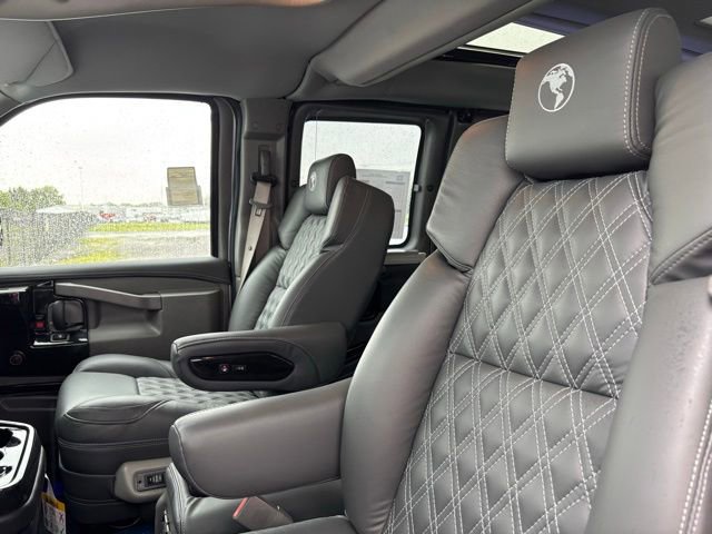 New 2026 GMC Savana 2500 w/ Driver Convenience Package RWD image 17