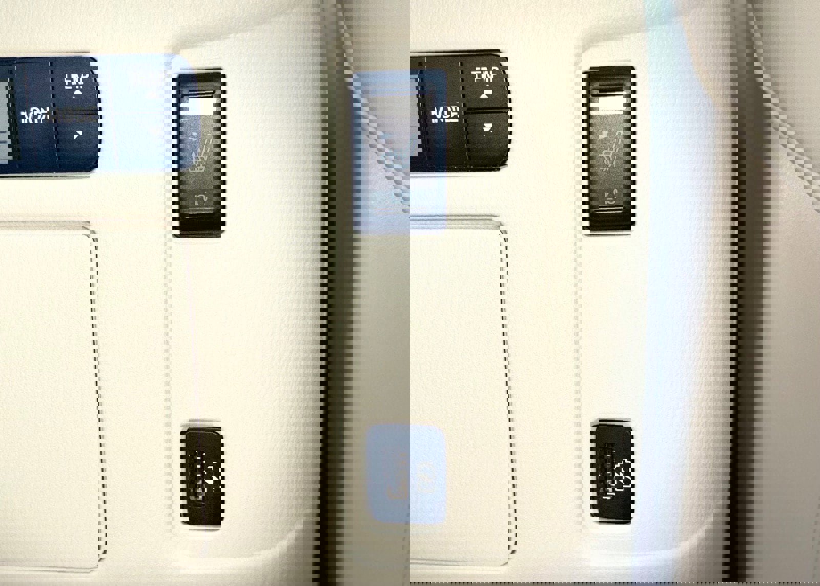 Used 2022 INFINITI QX80 Sensory w/ Cargo Package image 37