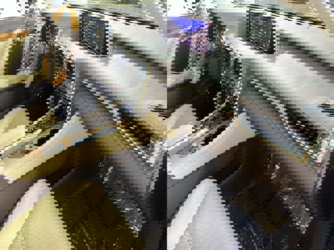 Used 2017 Lexus RX 350 FWD w/ Premium Package image 27