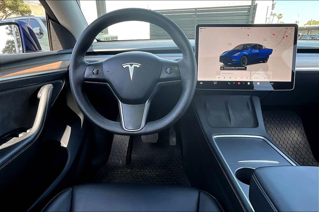 Used 2023 Tesla Model Y Long Range image 7