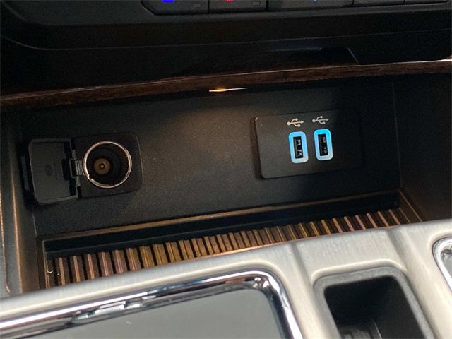 Used 2016 Ford F150 Platinum w/ Equipment Group 701A Luxury image 27