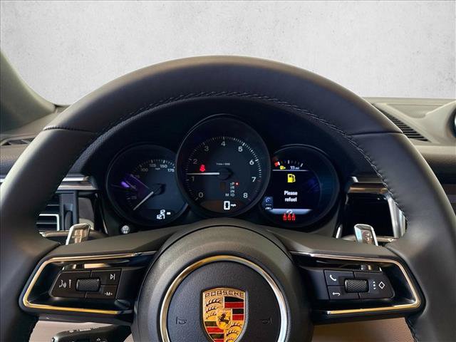 Certified 2026 Porsche Macan Turbo AWD/4WD image 15