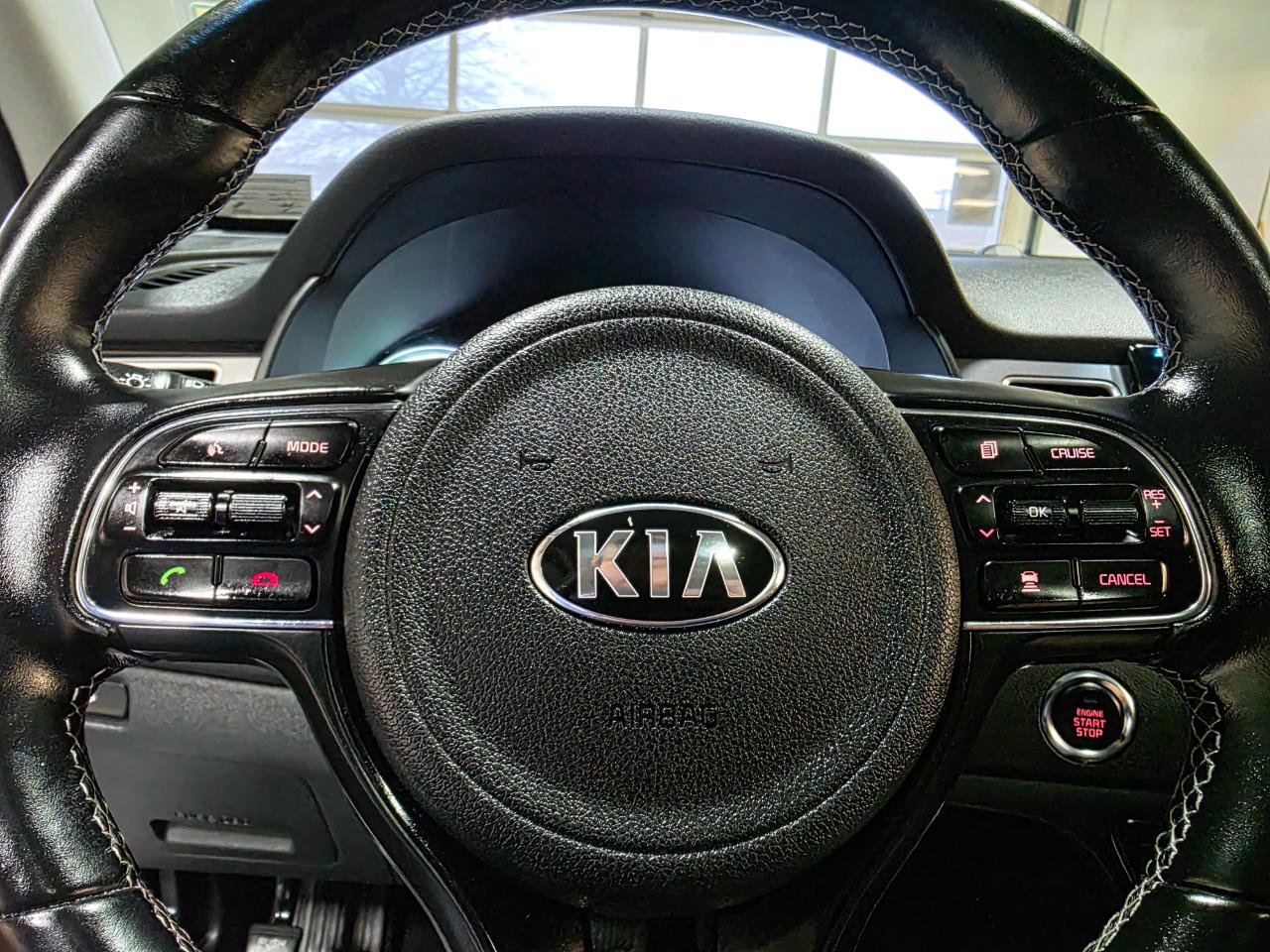 Used 2018 Kia Niro Touring image 27