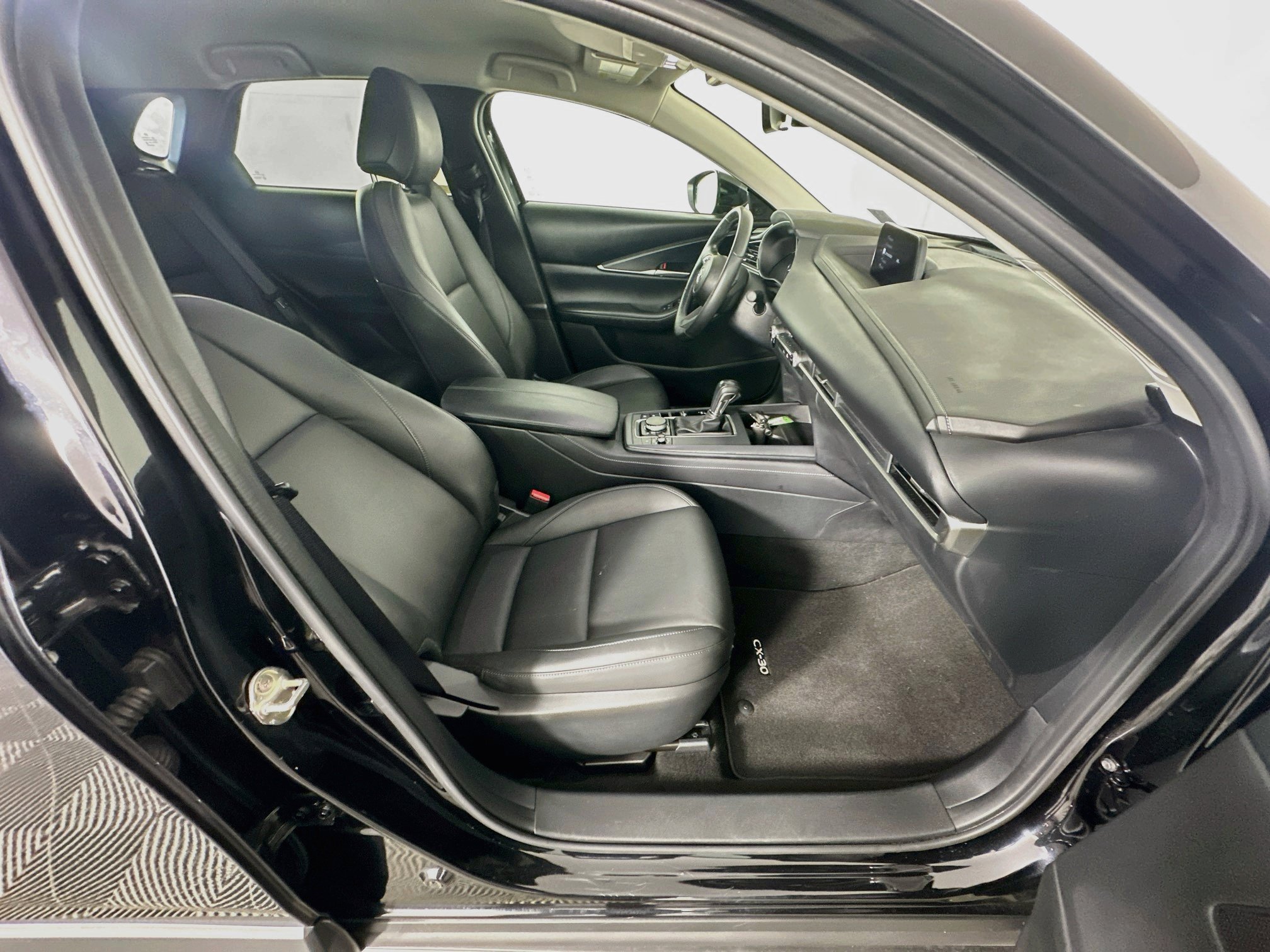 Used 2022 MAZDA CX-30 AWD 2.5 S w/ Select Package image 30