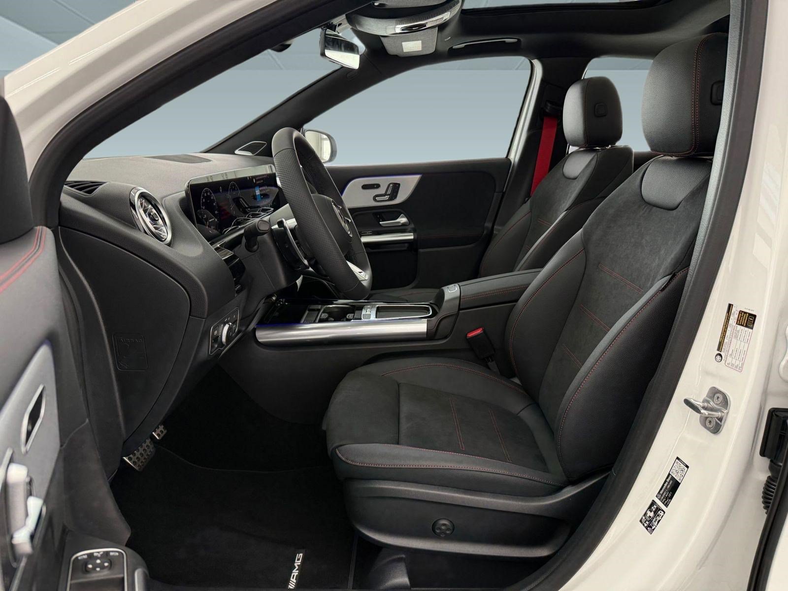 New 2026 Mercedes-Benz GLA 35 AMG 4MATIC image 5