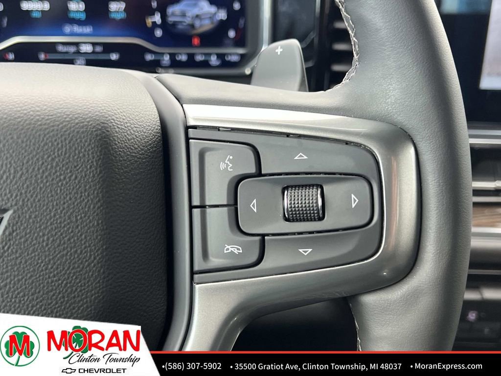 Certified 2023 Chevrolet Silverado 1500 RST w/ Redline Edition AWD/4WD image 25