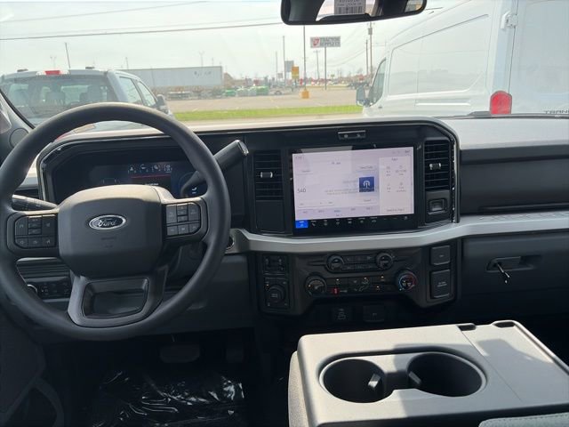 New 2026 Ford F250 XLT w/ XLT Premium Package AWD/4WD image 13