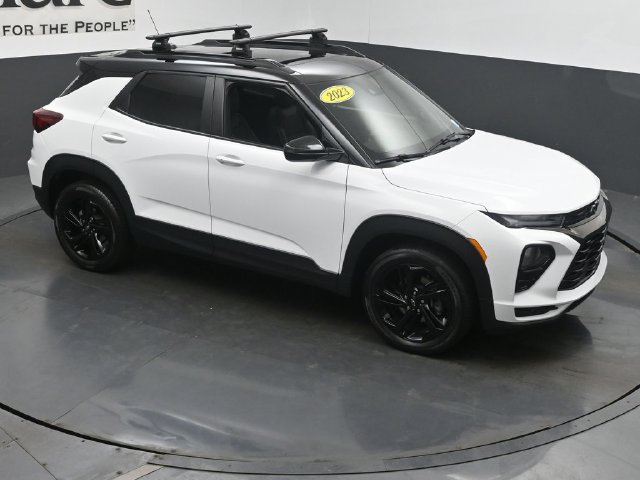 Used 2023 Chevrolet TrailBlazer RS w/ Sun and Liftgate Package AWD/4WD image 43
