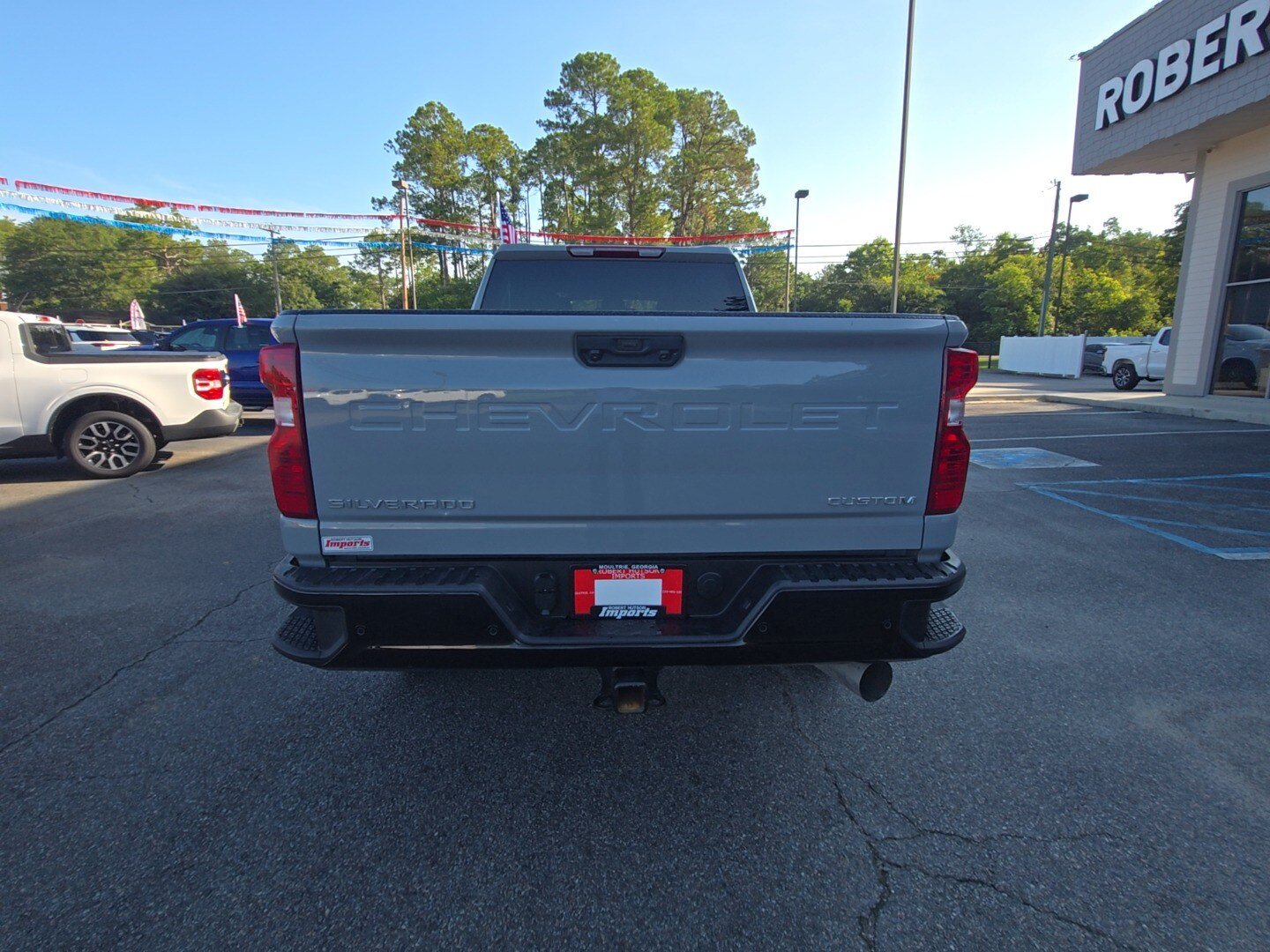 Used 2025 Chevrolet Silverado 2500 Custom w/ Custom Value Package AWD/4WD image 7