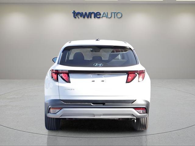 Used 2025 Hyundai Tucson SE AWD/4WD image 4
