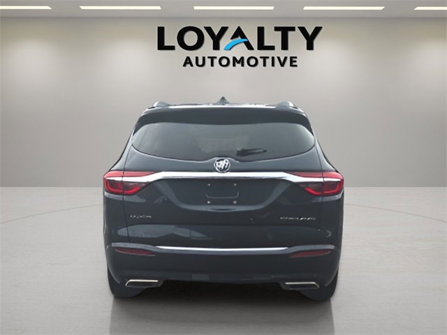 Used 2018 Buick Enclave Essence image 4