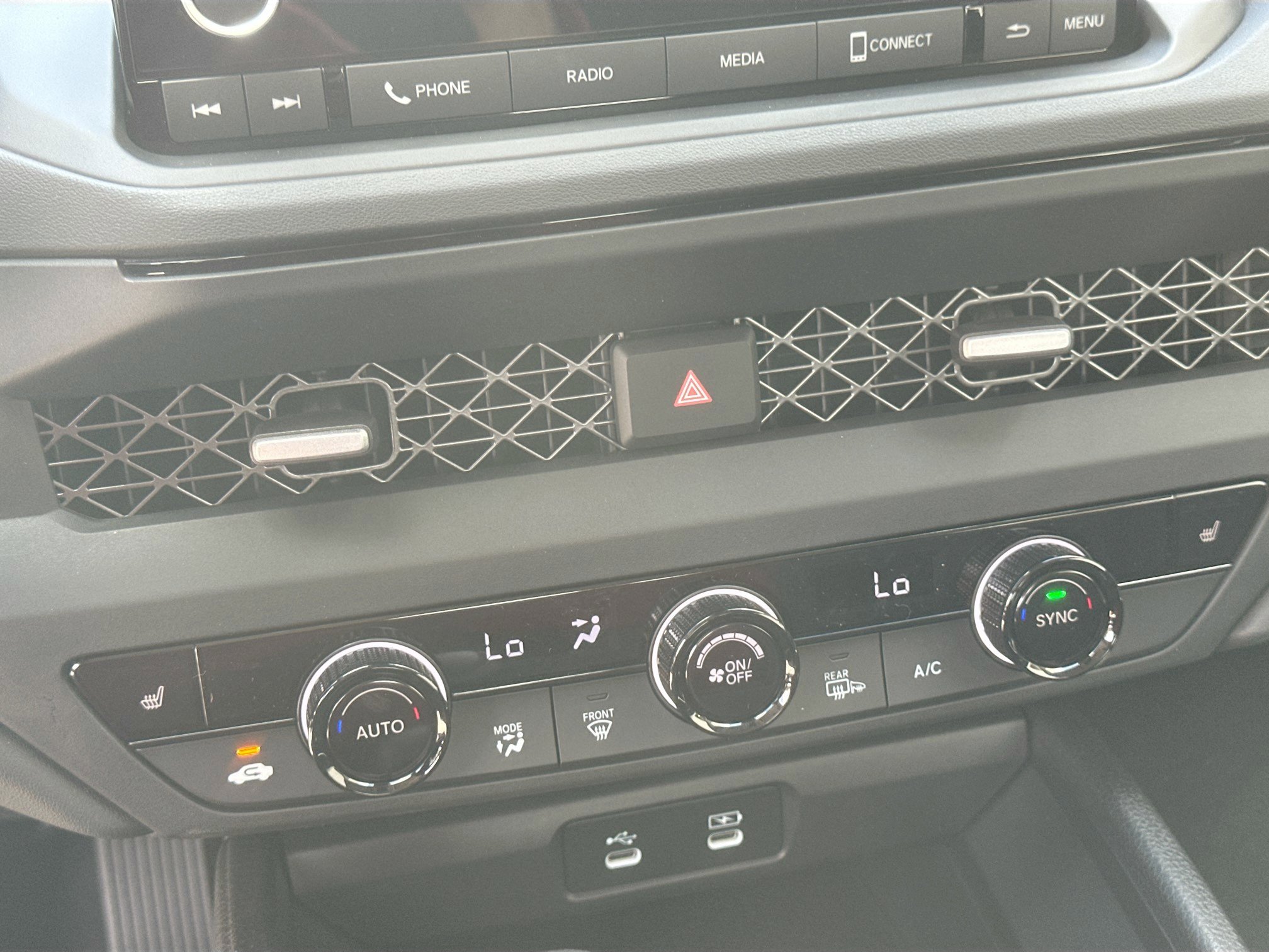 New 2025 Honda Accord SE image 12