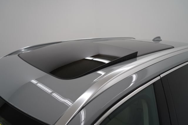 Used 2025 Volvo XC90 B6 Ultra w/ Lounge Package AWD/4WD image 38