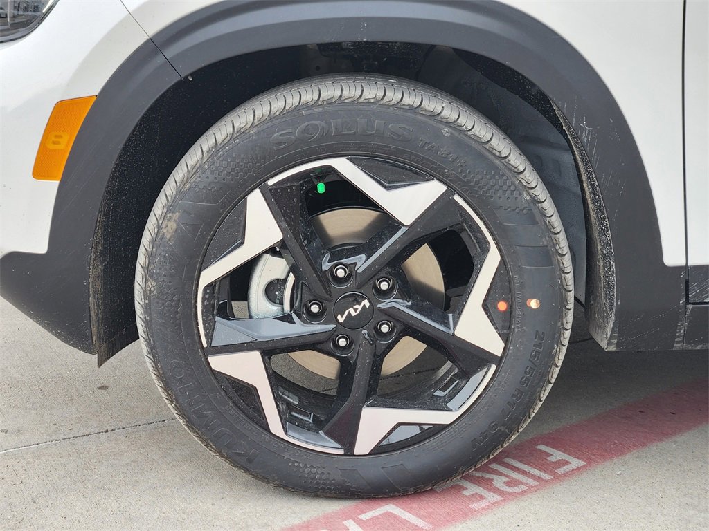 New 2026 Kia Seltos S image 7