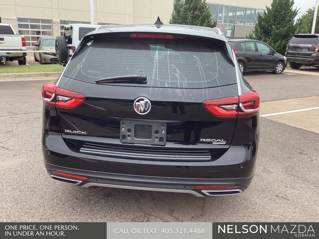 Used 2018 Buick Regal Essence w/ Driver Confidence Package #1 AWD/4WD image 7