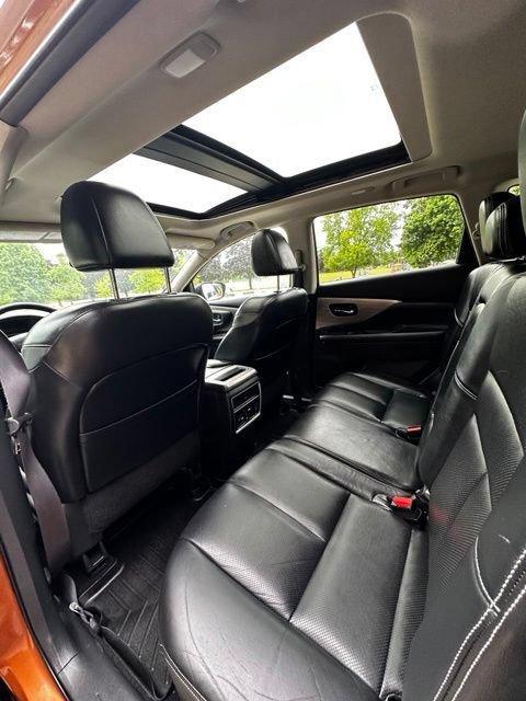 Used 2015 Nissan Murano SL w/ SL Technology Package AWD/4WD image 16