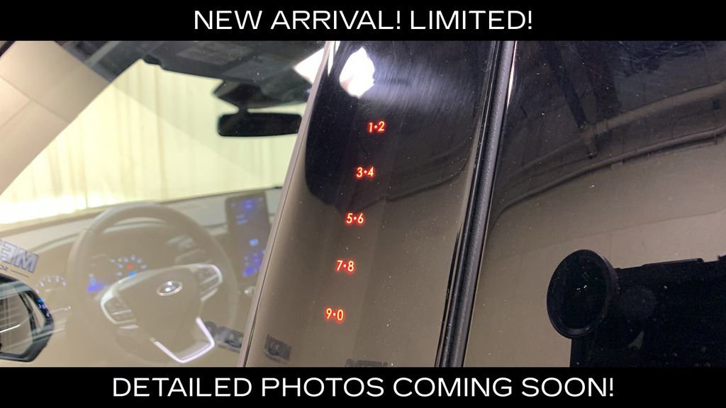 Used 2023 Ford Explorer Limited w/ Limited Technology Package AWD/4WD image 31