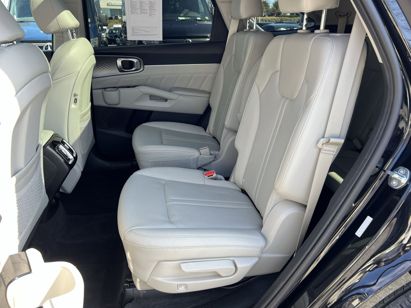 Used 2023 Kia Sorento SX image 23