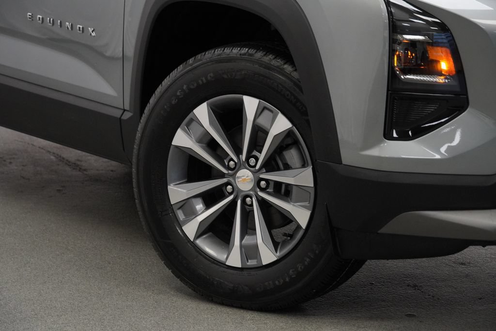 New 2027 Chevrolet Equinox LT FWD image 10