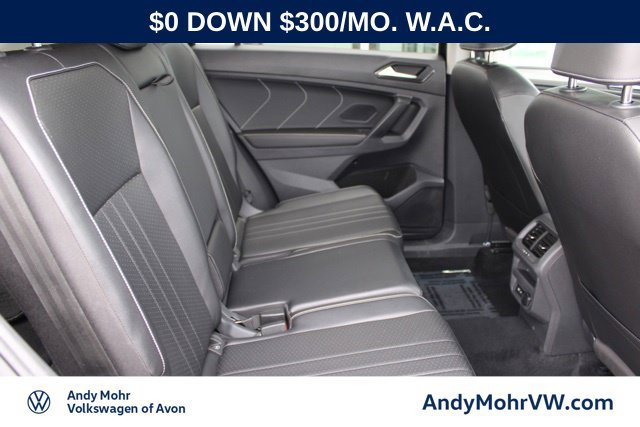 Used 2024 Volkswagen Tiguan SE AWD/4WD image 23