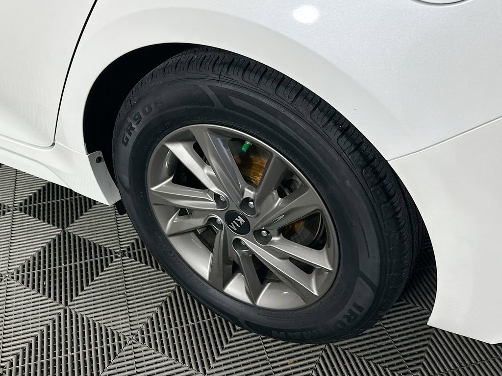 Used 2020 Kia Optima LX image 34
