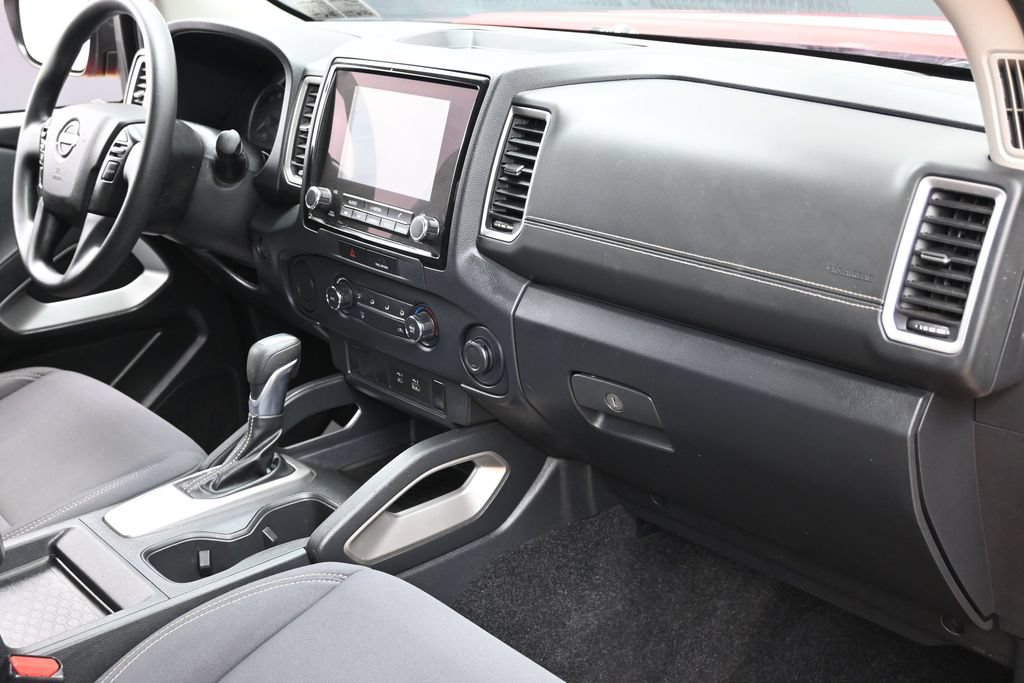 Used 2022 Nissan Frontier SV RWD image 35