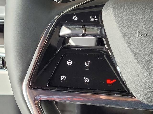 New 2026 Cadillac Vistiq Sport w/ LPO, Floor Liner Package image 24