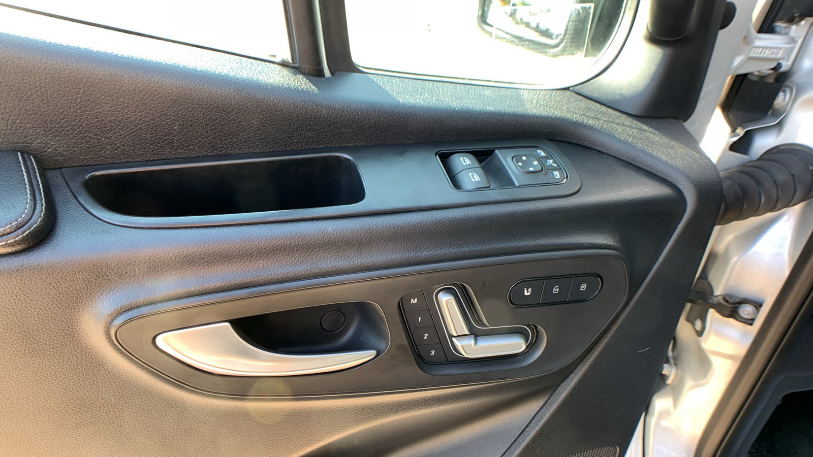 Used 2021 Mercedes-Benz Sprinter 2500 image 12