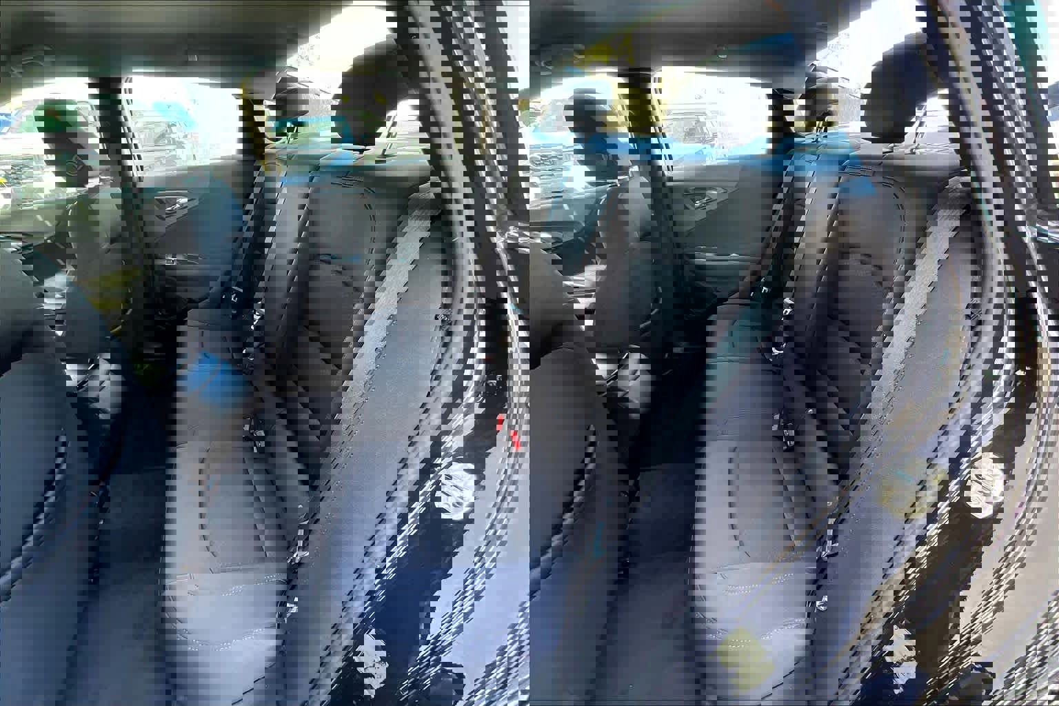 Used 2022 Chevrolet Malibu RS image 19