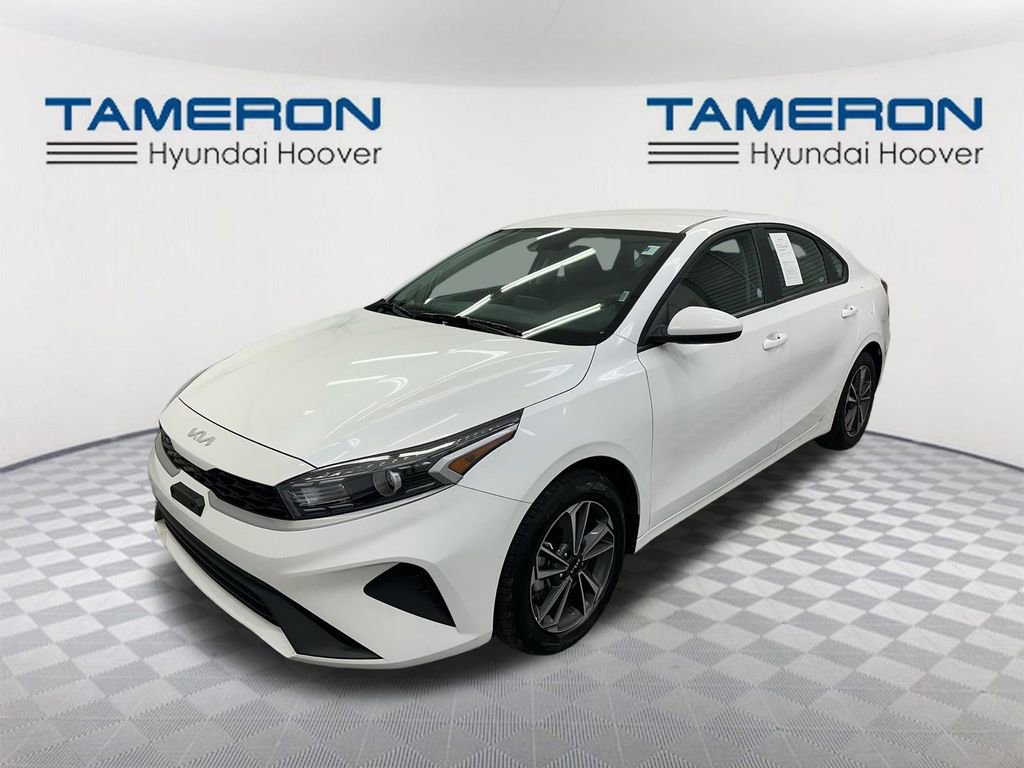 Used 2024 Kia Forte LXS image 1