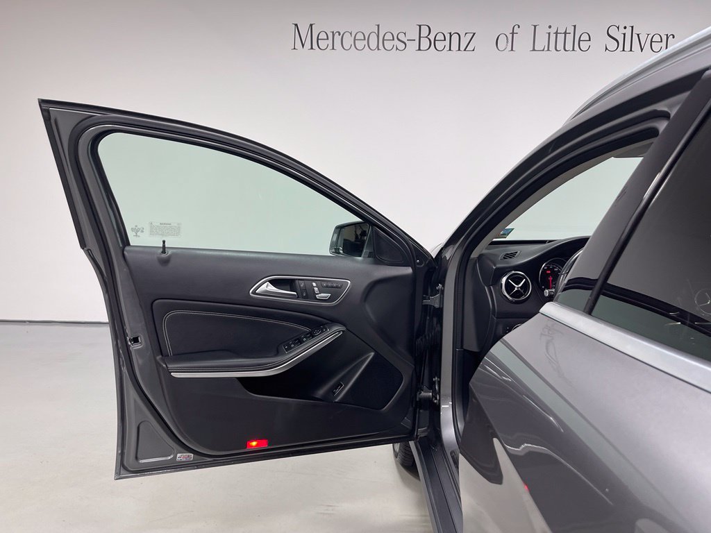 Certified 2020 Mercedes-Benz GLA 250 4MATIC image 17