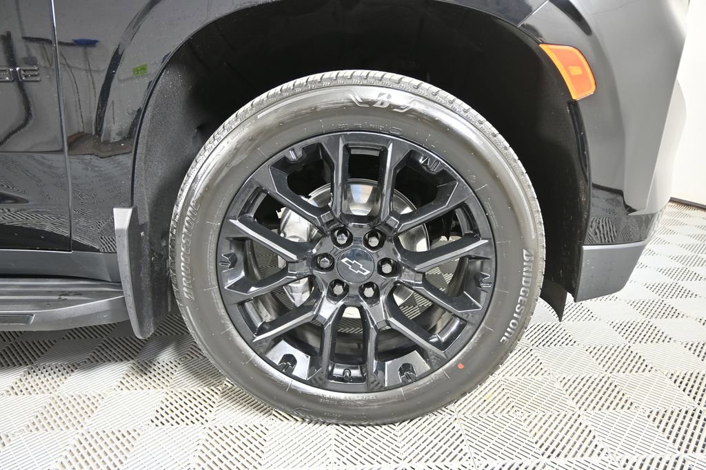 Used 2024 Chevrolet Tahoe RST w/ Luxury Package image 11