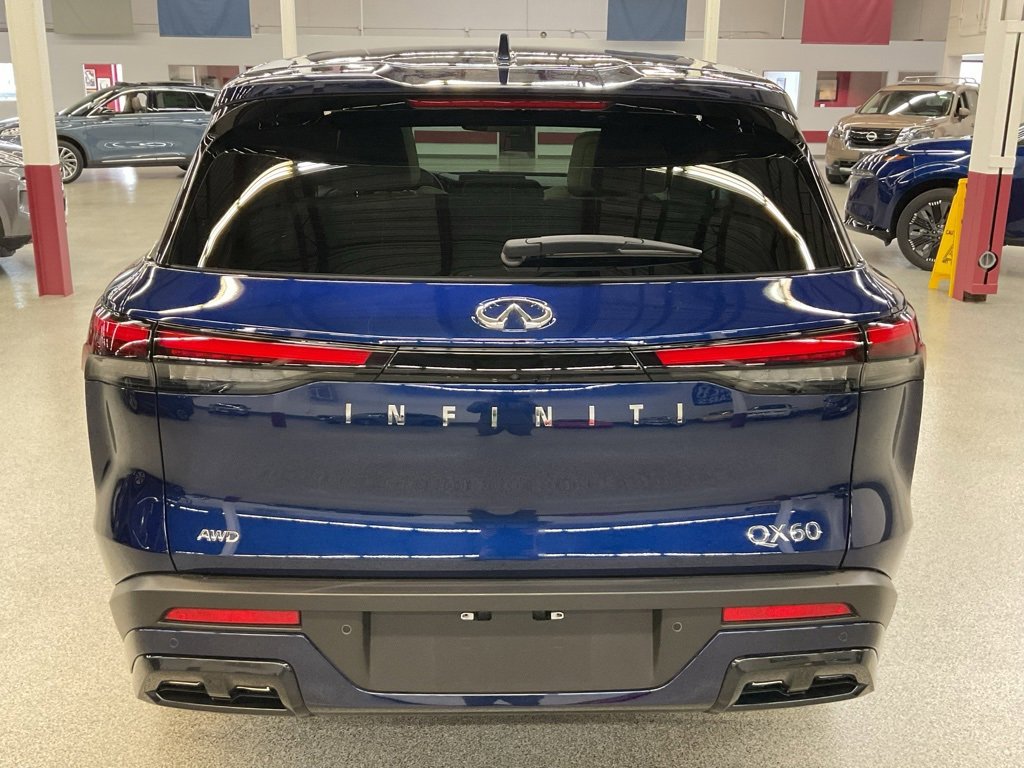 Used 2025 INFINITI QX60 Pure image 6