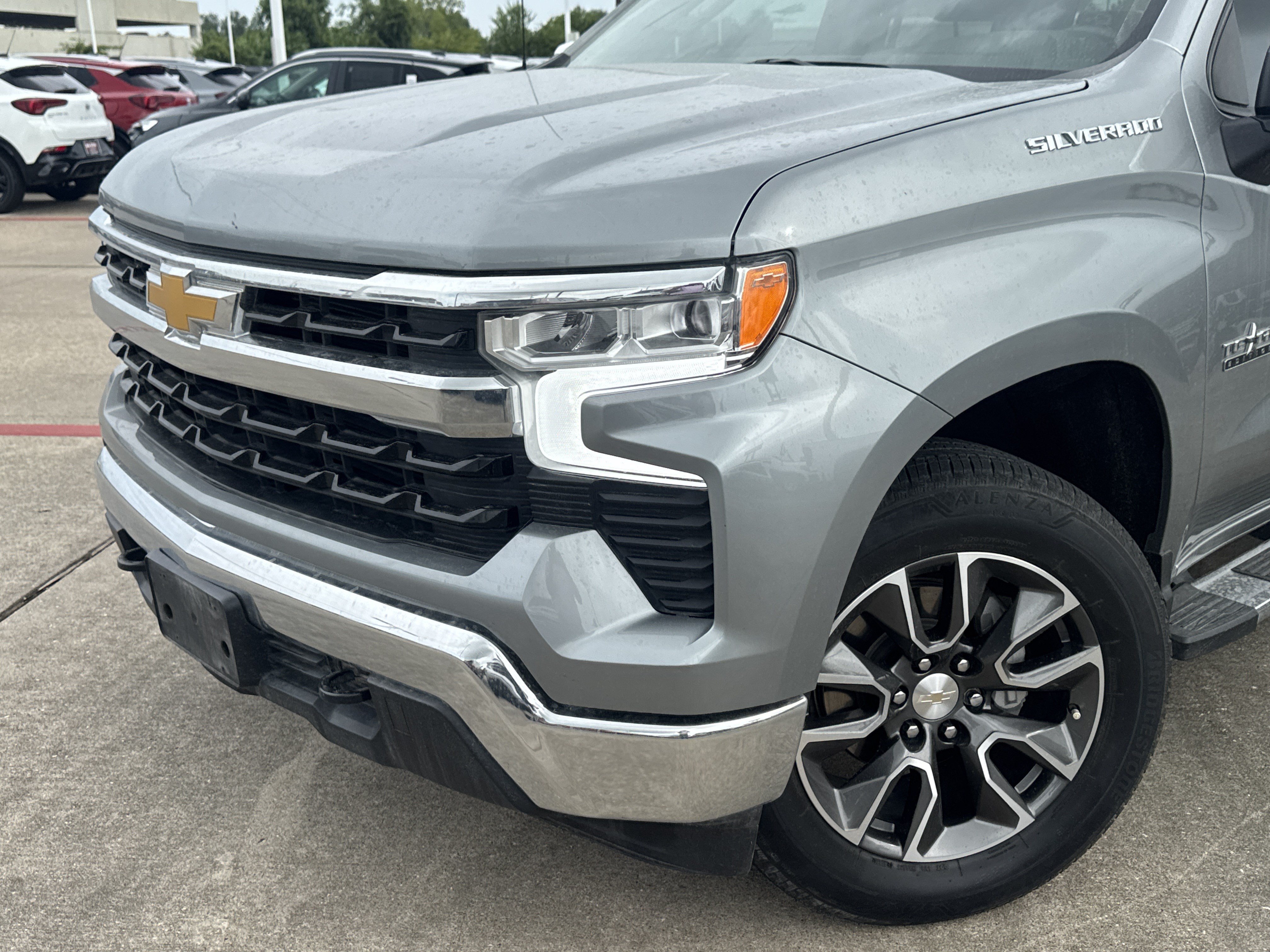 Used 2024 Chevrolet Silverado 1500 LT w/ Texas Edition Plus AWD/4WD image 2