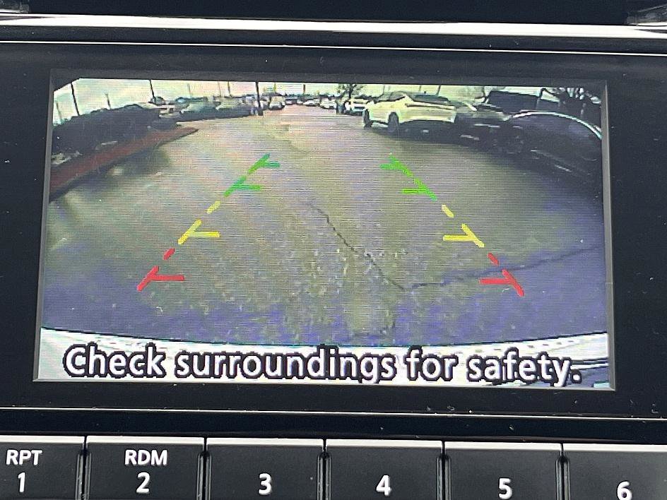 Used 2017 Nissan Rogue SV image 25