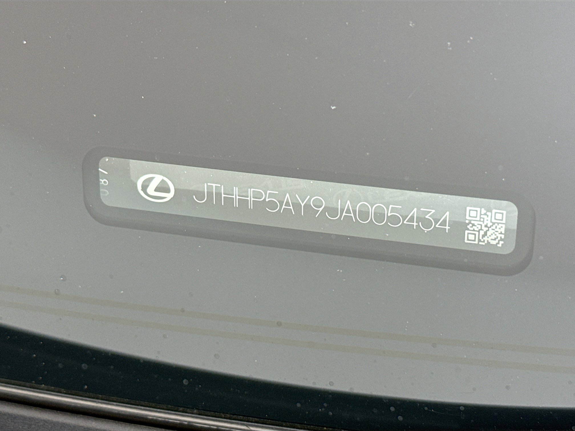 Used 2018 Lexus LC 500 Coupe w/ Performance Package image 28