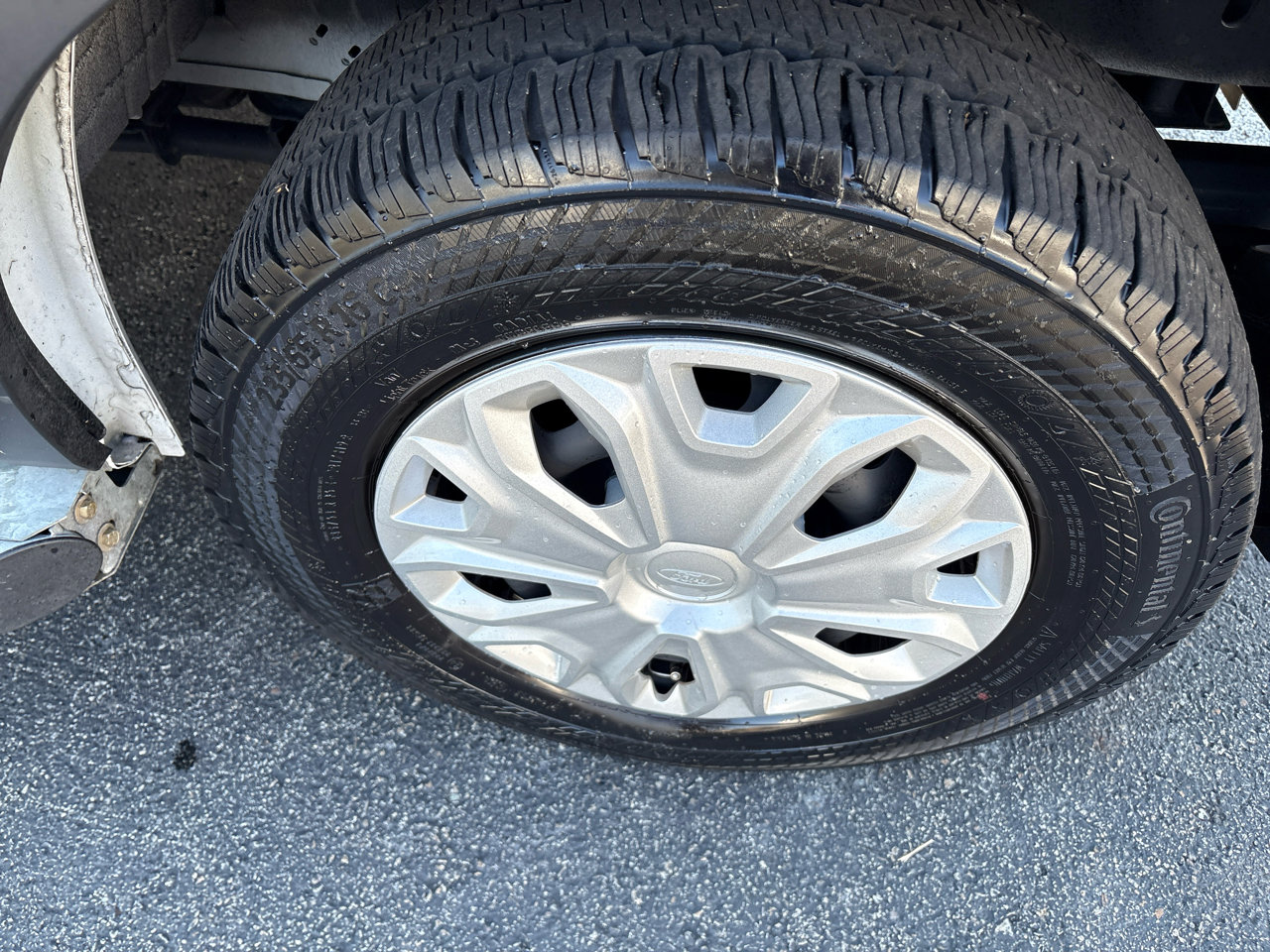 Used 2024 Ford Transit 250 Low Roof w/ Exterior Upgrade Package image 11