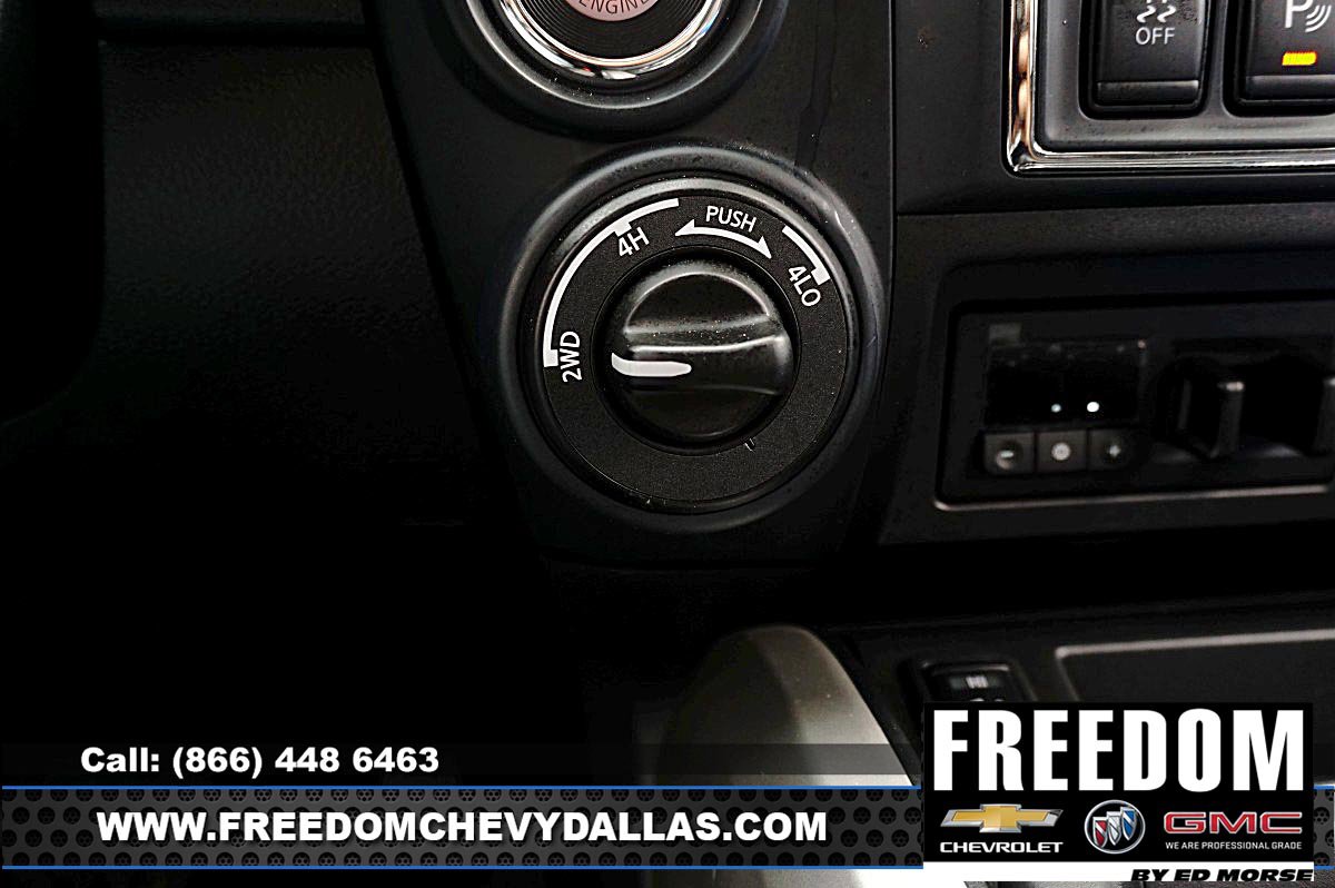 Used 2024 Nissan Titan SV w/ SV Convenience Package AWD/4WD image 28