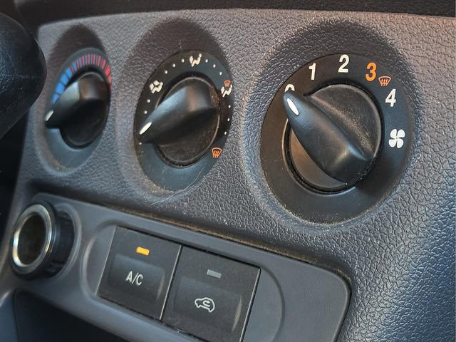 Used 2011 Ford Transit Connect XLT image 21