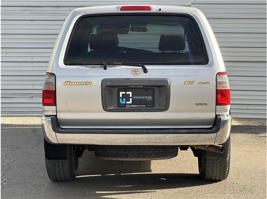 Used 2000 Toyota 4Runner SR5 image 11