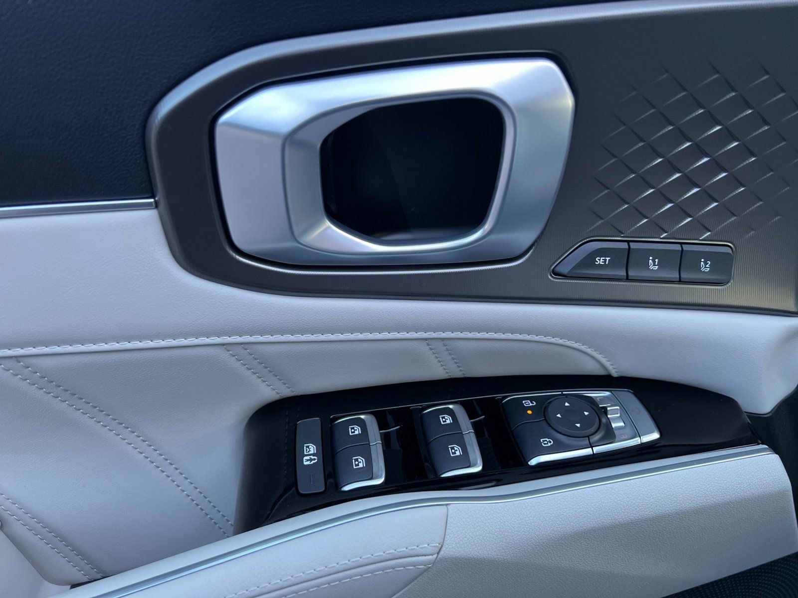 New 2026 Kia Sorento SX Prestige AWD/4WD image 11