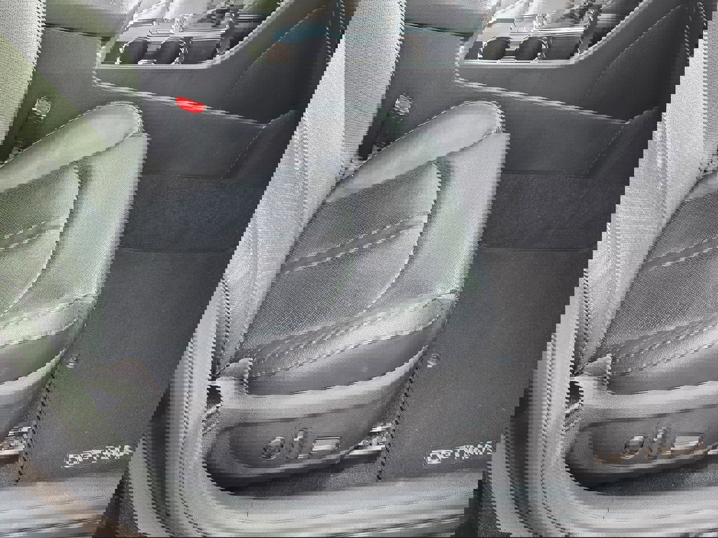 Used 2017 Kia Optima EX w/ Premium Package image 28