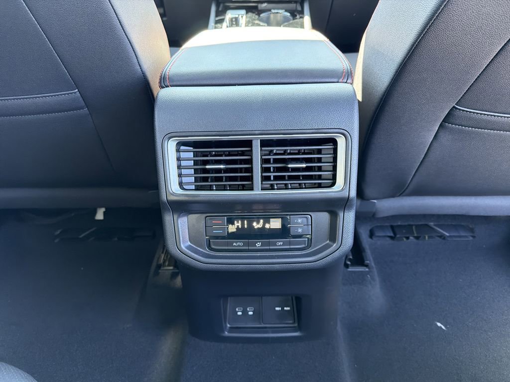 New 2026 Volkswagen Atlas Peak Edition image 25