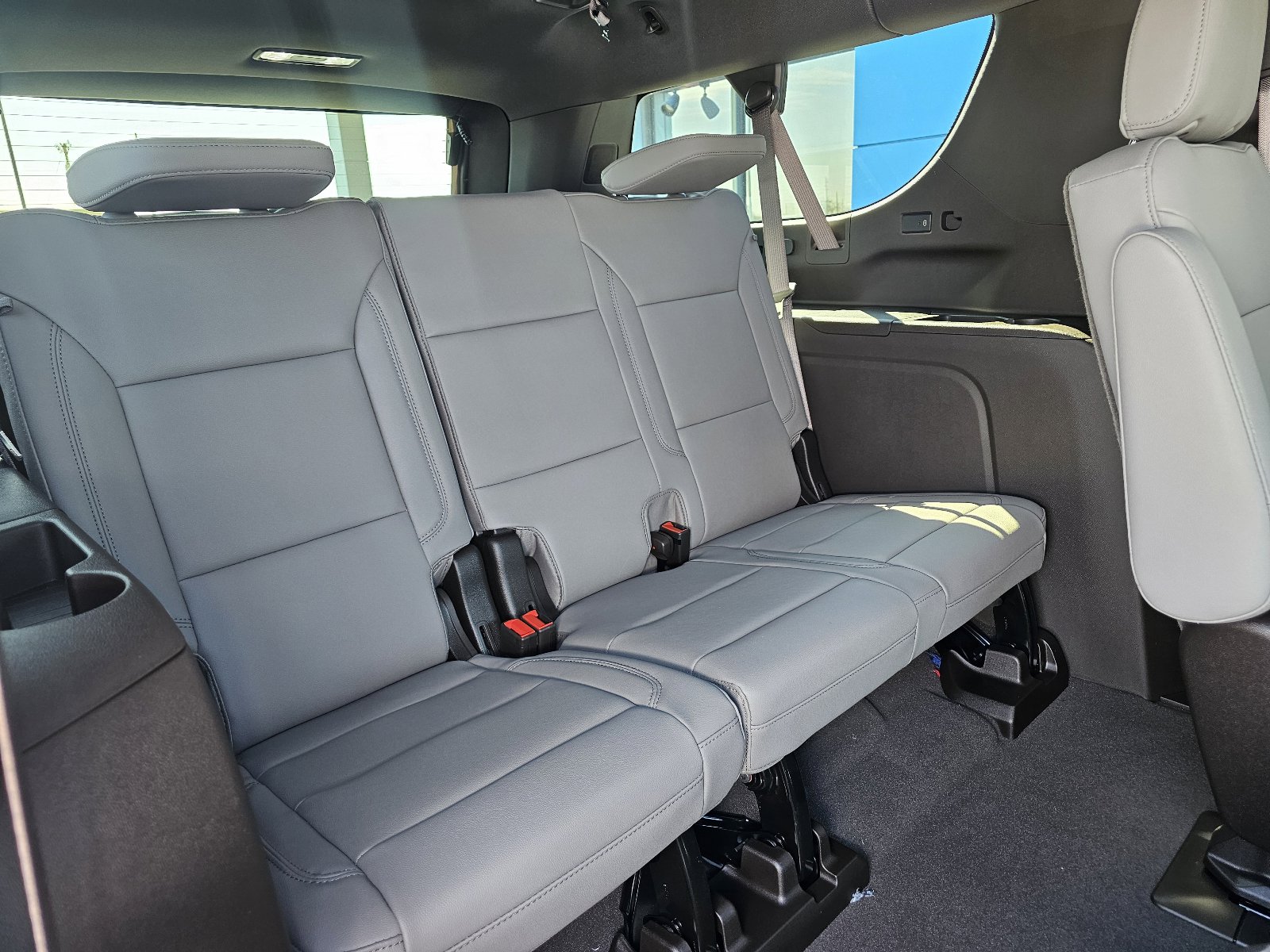 New 2026 Chevrolet Suburban LT w/ Comfort Package image 12