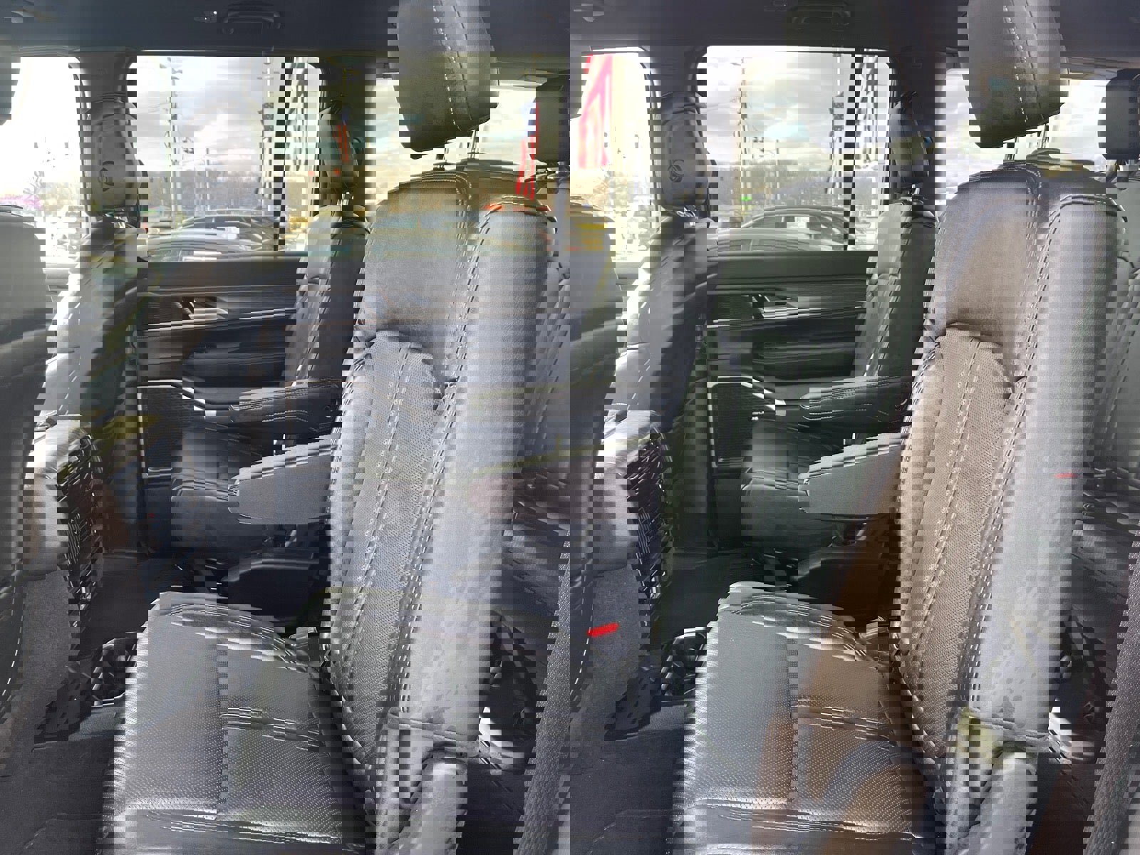 Used 2024 Jeep Wagoneer Series II image 17