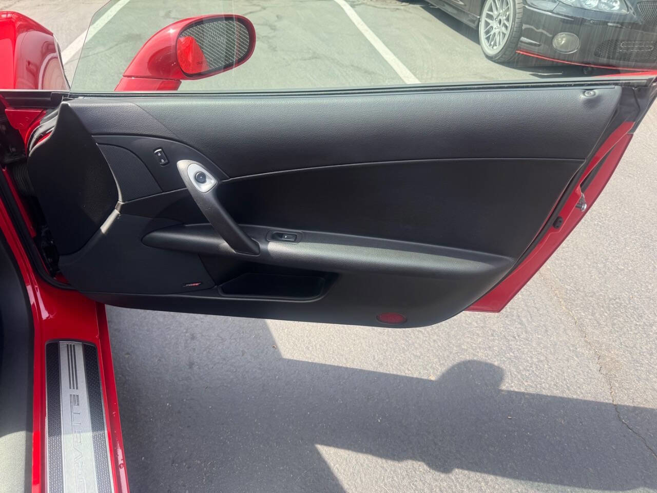 Used 2008 Chevrolet Corvette Coupe w/ Preferred Equipment Group RWD image 12